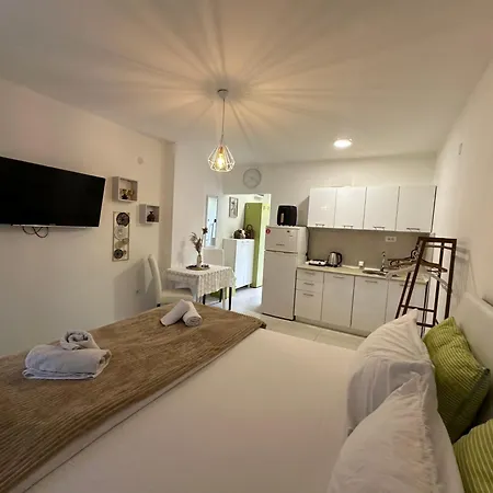 Appartement Bella *